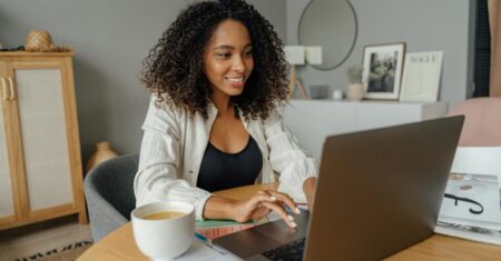Como Criar e Vender Infoprodutos com Inteligência Artificial